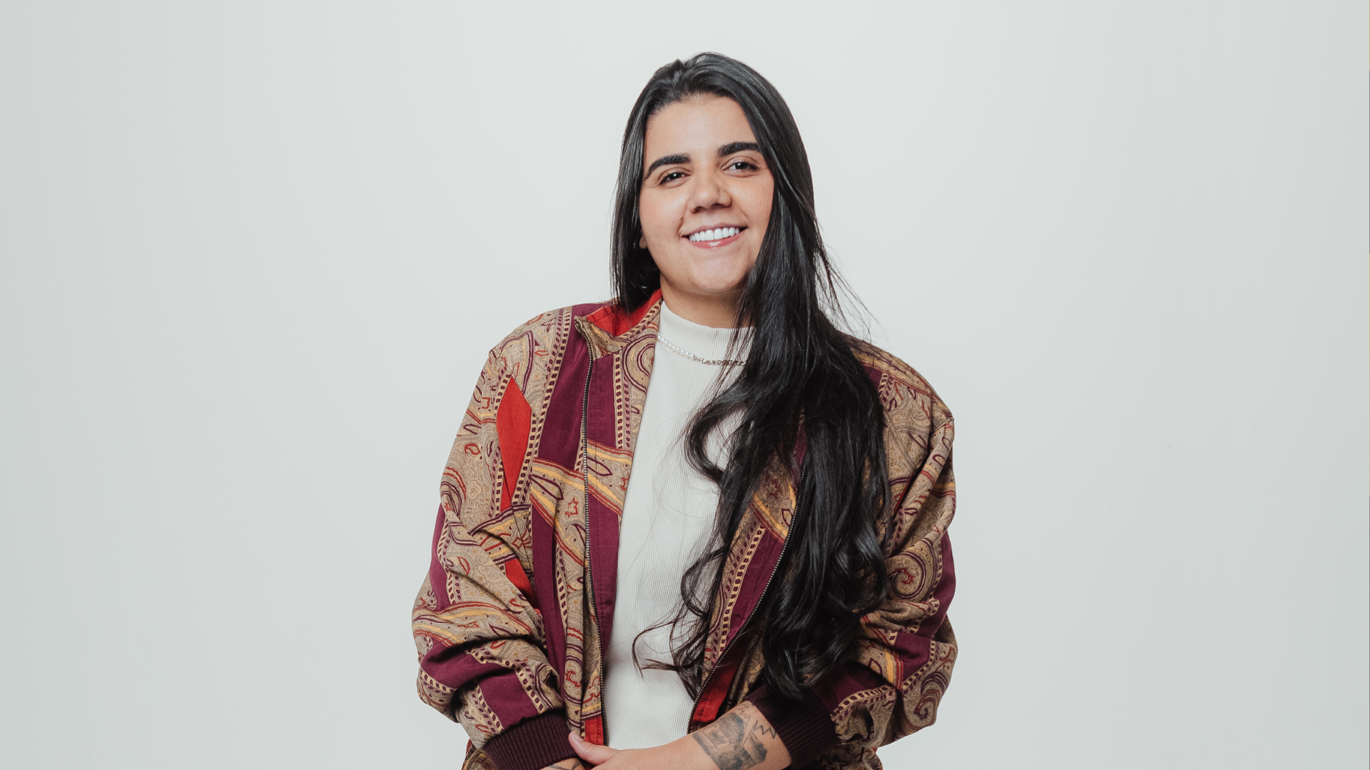 Cantora Yasmin Santos se apresenta no Parque Cachoeira no 1.º de maio