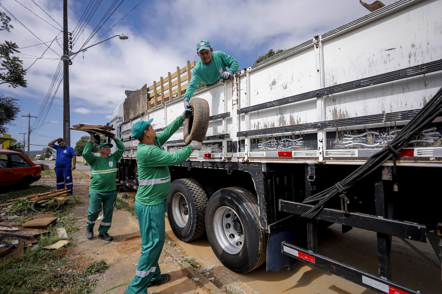 Coleta agendada de volumosos recolhe mais de 115 toneladas ao longo de 2025
