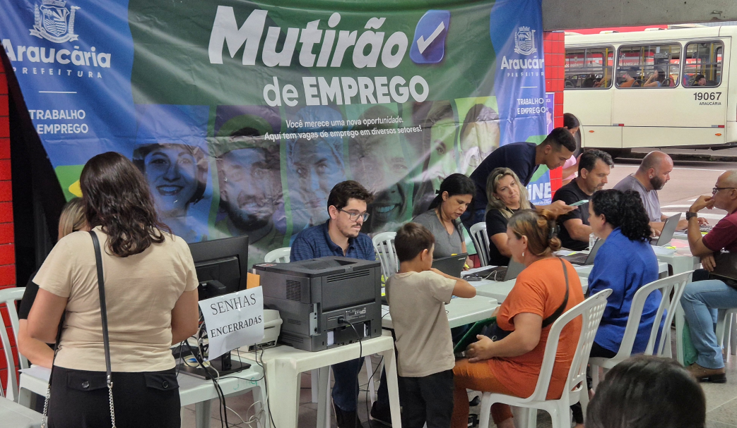 Mutirão no Terminal Central resultou em 600 encaminhamentos para entrevista de emprego com empresas