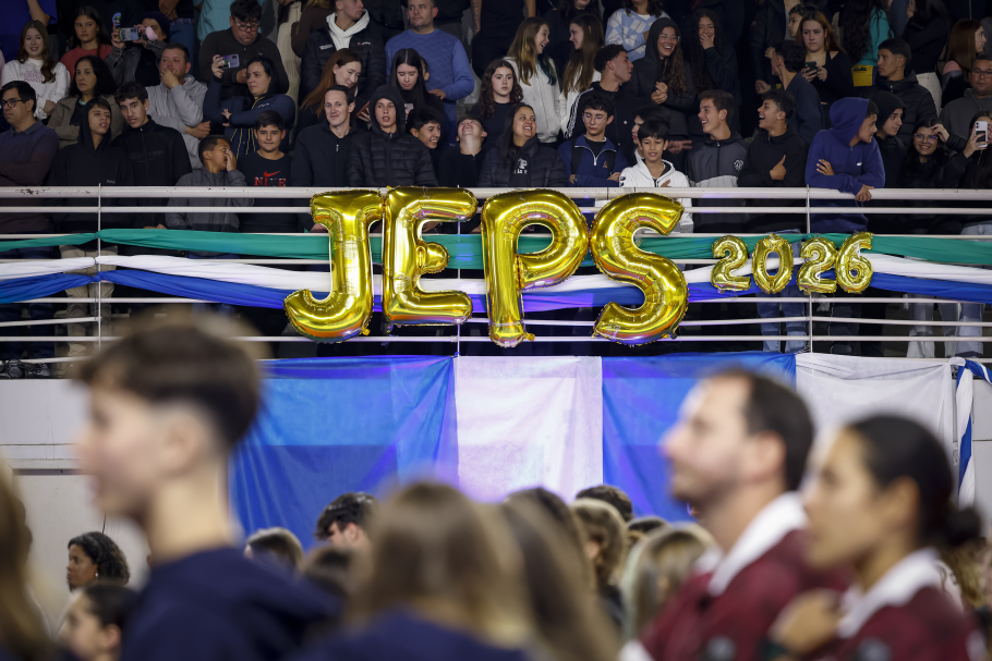 Abertura da fase regional dos Jogos Escolares do Paraná reúne grande público no Ginásio Joval em Araucária